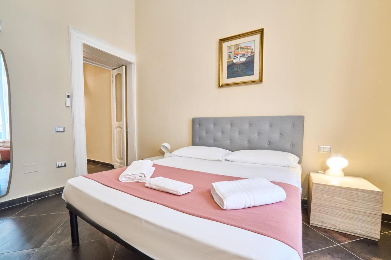 Appartement Via Niccolo Tommaseo 14 à Naples Extérieur photo