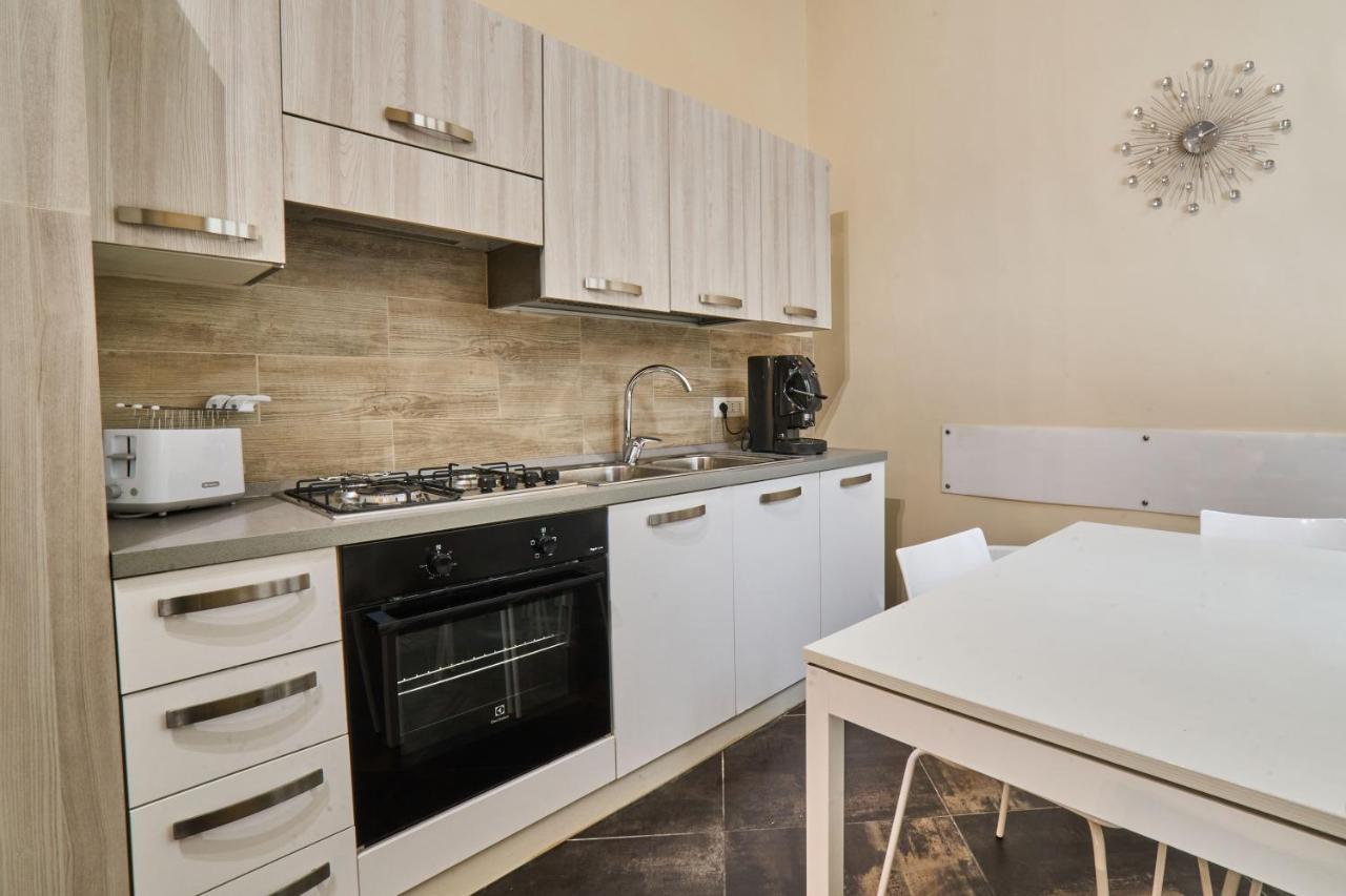 Appartement Via Niccolo Tommaseo 14 à Naples Extérieur photo